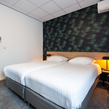 Hotel-Appartementen Klaver Vier Wagenborgen ภายนอก รูปภาพ